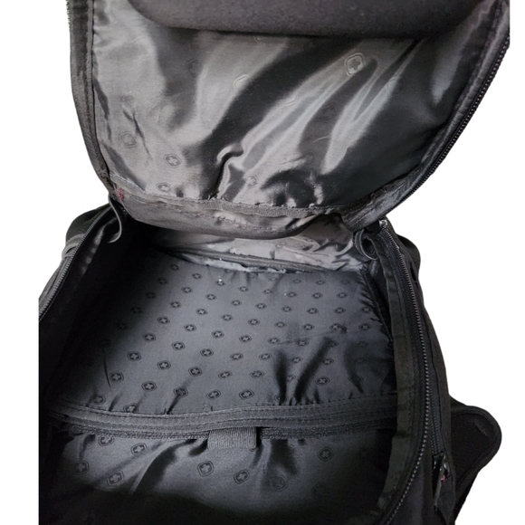 Swiss Gear Laptop Backpack - Picture 4 of 5